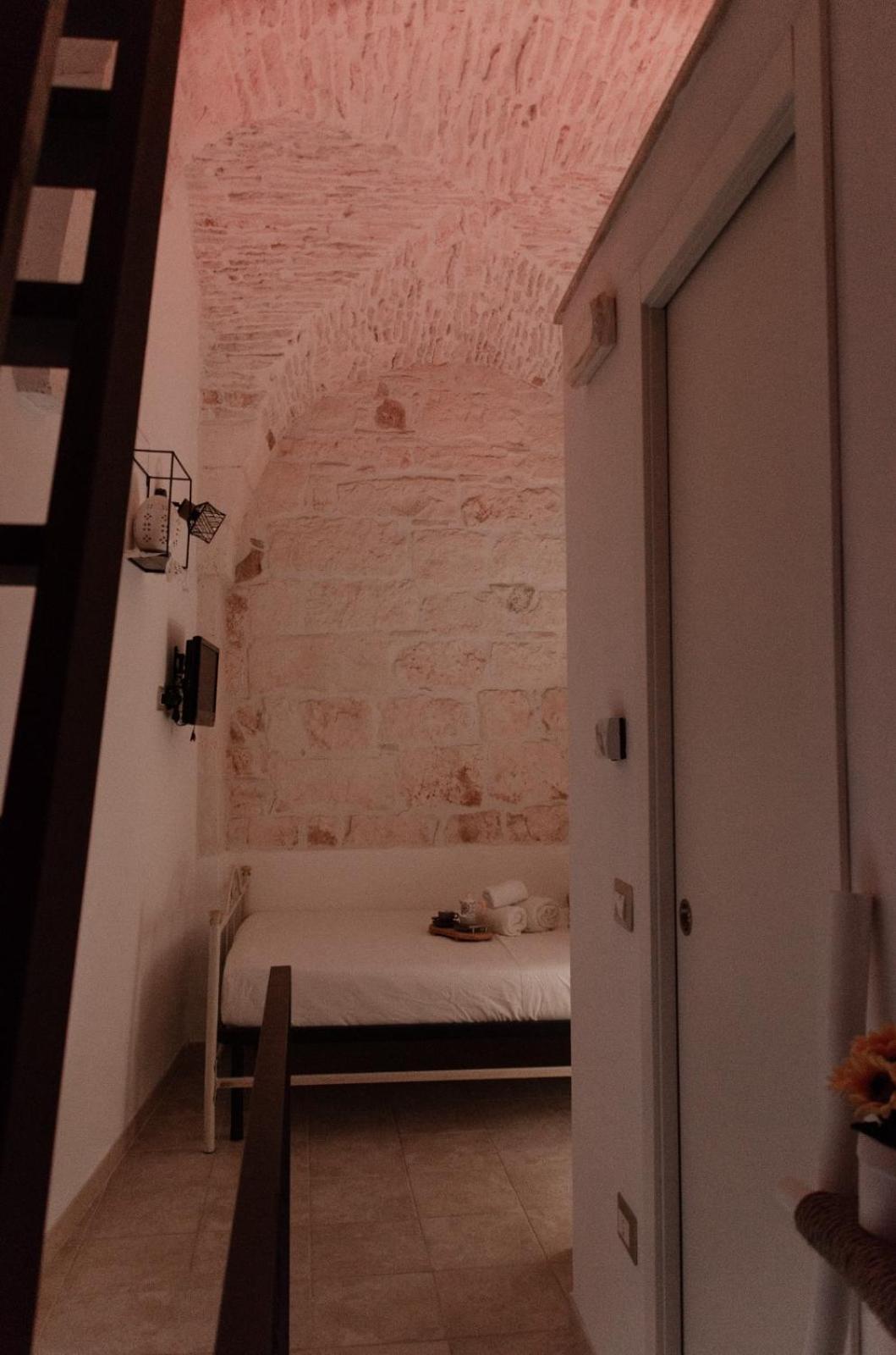 Al Bianco Nido White Stone Apt In Martina Franca Bagian luar foto
